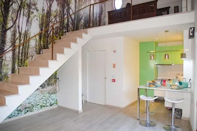 Deluxe Stüdyo (Serra)