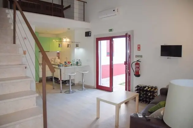 Deluxe Stüdyo (Serra)