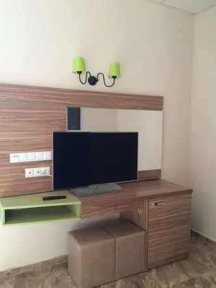 Tek Büyük veya İki Ayrı Yataklı Oda, Balkon