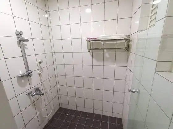 Dört Kişilik Oda, Dağ Manzaralı