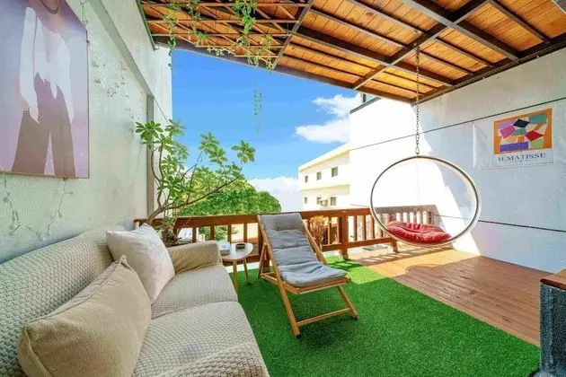 Deluxe Tek Büyük Yataklı Oda, 1 Yatak Odası, Küvet (Do not allow 0-7yrs child check-in)