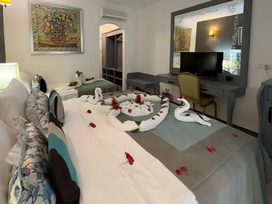 Standard Üç Kişilik Oda, Sigara İçilmez