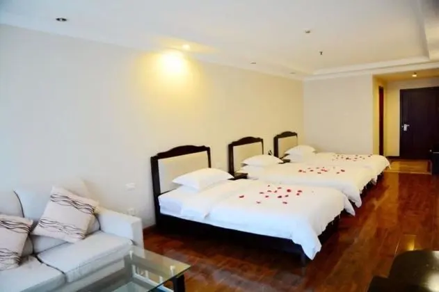 Business Üç Kişilik Oda