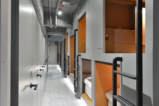Ortak Ranzalı Oda, Sadece kadınlar için, Sigara İçilmez, Ortak Banyo