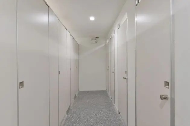 Ortak Ranzalı Oda, Sadece kadınlar için, Sigara İçilmez, Ortak Banyo
