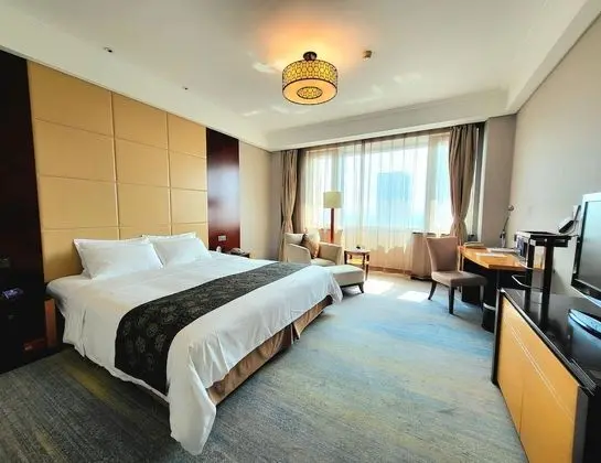 Business Tek Büyük Yataklı Oda (Business King Room)