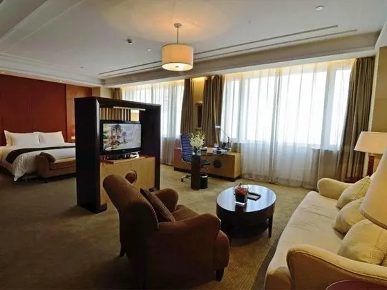 Business Tek Büyük Yataklı Oda (Business King Room)