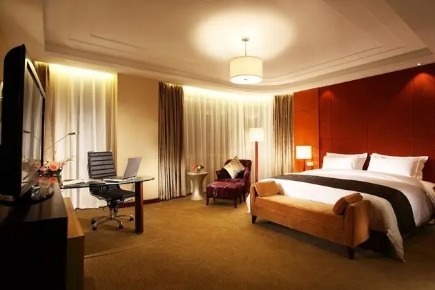 Business Tek Büyük Yataklı Oda (Business King Room)