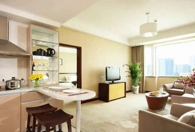 Business Tek Büyük Yataklı Oda (Business King Room)