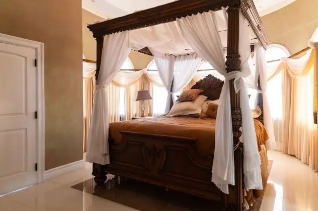 13-Bedroom Luxury Villa