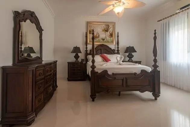 13-Bedroom Luxury Villa