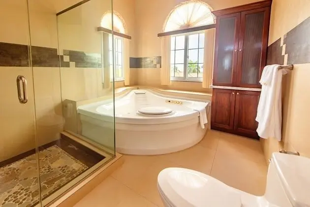 13-Bedroom Luxury Villa