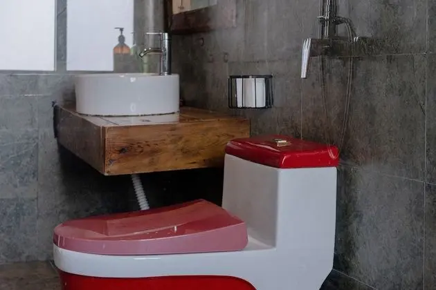 Comfort Tek Büyük Yataklı Oda