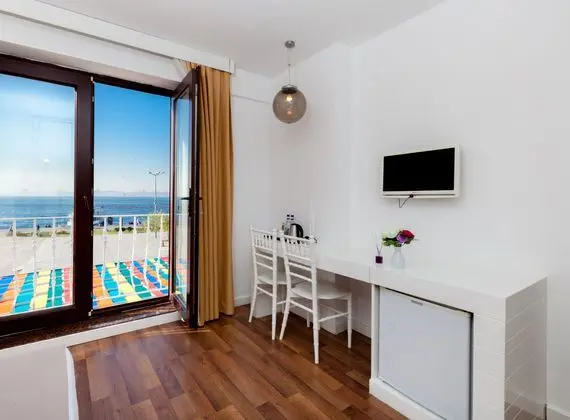 1 Çift ​​kişilik Yatak Deluxe Sea View