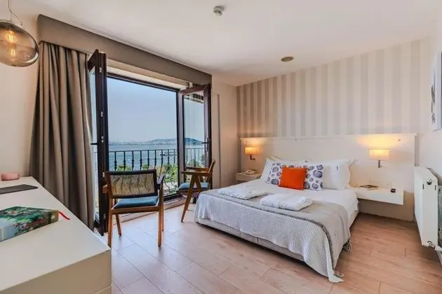 Deniz Manzarali Deluxe