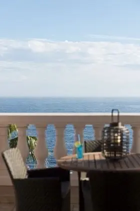 Junior Süit, 1 Büyük (Queen) Boy Yatak, Deniz Manzaralı