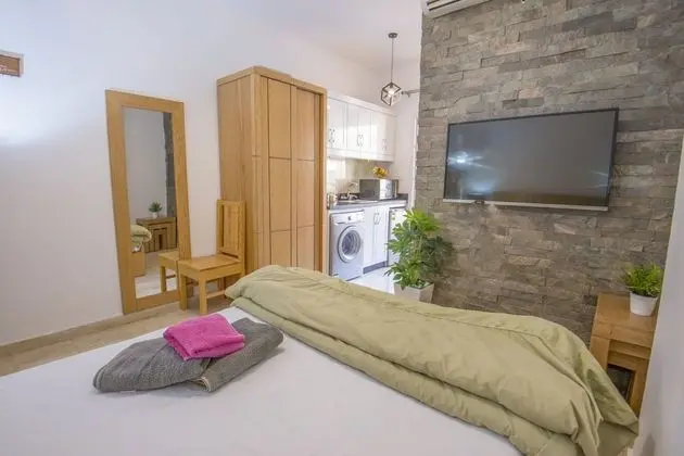 Pool View, Balcony, Kitchenette, Washing Machine | Tiba Resort E4