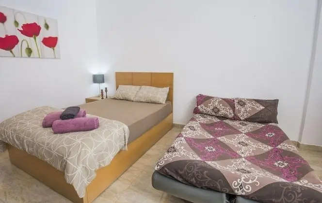 Poolside, Patio, Washing Machine, Kitchenette | Tiba Resort P4