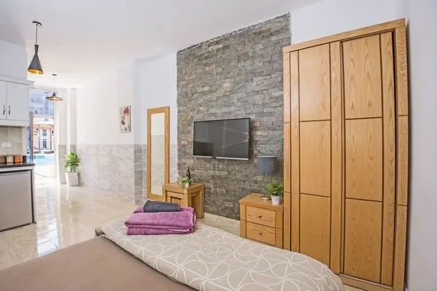 Poolside, Patio, Washing Machine, Kitchenette | Tiba Resort P4