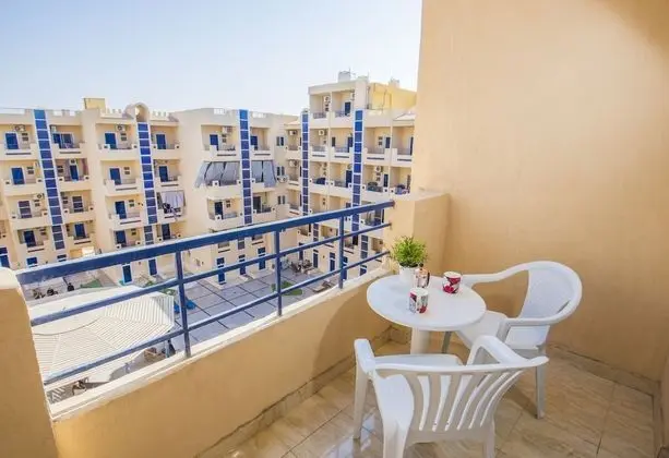 Top Floor Pool View, Balcony, Kitchenette, Washing Machine | Tiba Resort C34