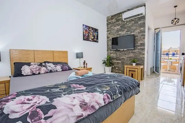 Top Floor Pool View, Balcony, Kitchenette, Washing Machine | Tiba Resort C34
