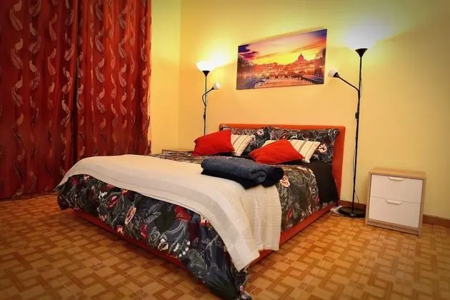 Tek Büyük Yataklı Oda, Balkon, Şehir Manzaralı (2)