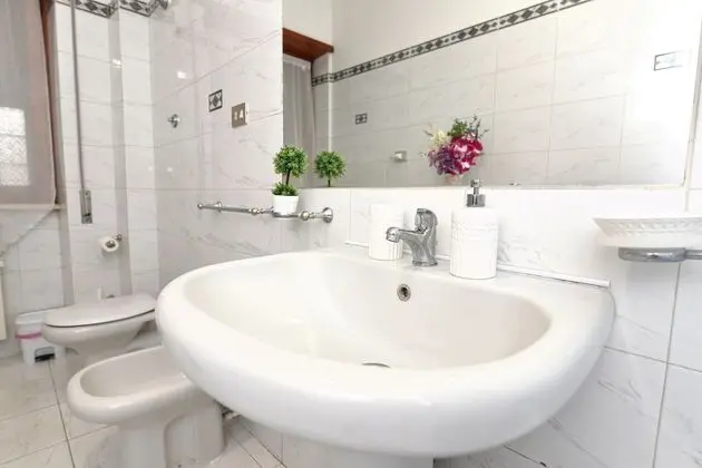 Tek Büyük Yataklı Oda, Balkon, Şehir Manzaralı (2)