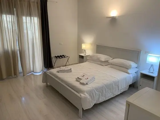 Tek Büyük Yataklı Oda, Balkon