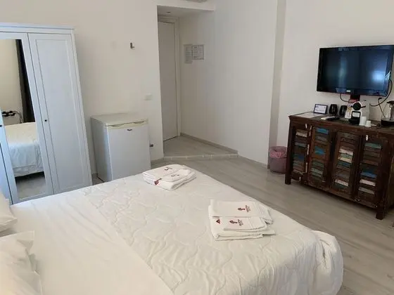 Tek Büyük Yataklı Oda, Balkon
