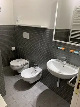 Tek Büyük Yataklı Oda, Balkon