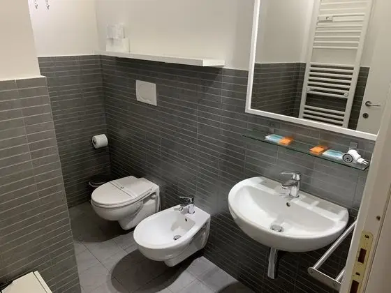 Tek Büyük Yataklı Oda, Balkon