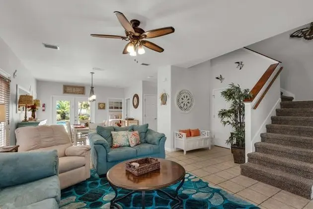 Ev (Tickled Turtle Beach House (3/2))