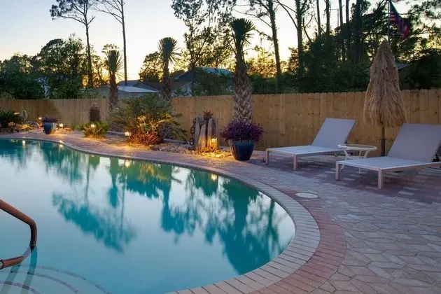 Ev (Tickled Turtle Beach House (3/2))