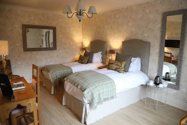 Large Twin Room