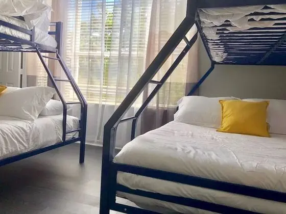 Ev (3 Bedrooms)