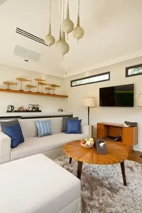 Jacuzzi Villa