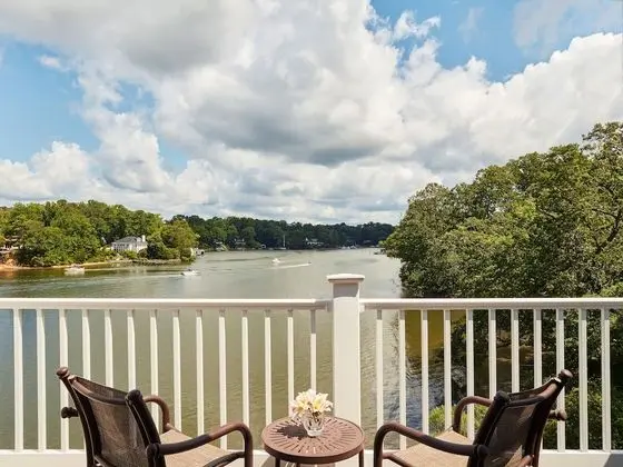 Premium Oda, 2 Büyük (Queen) Boy Yatak, Balkon