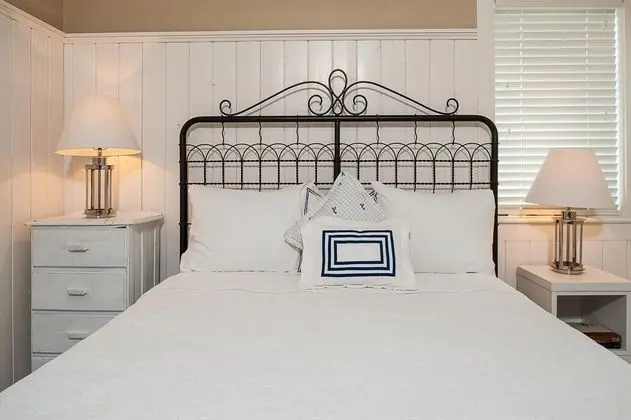 House, Multiple Beds (The Tides Inn)