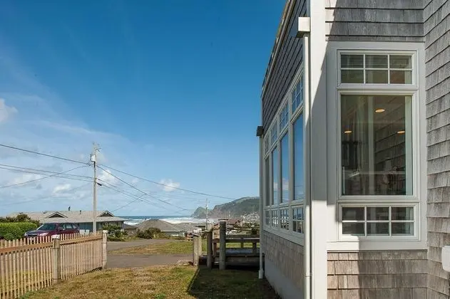 House, Multiple Beds (The Tides Inn)