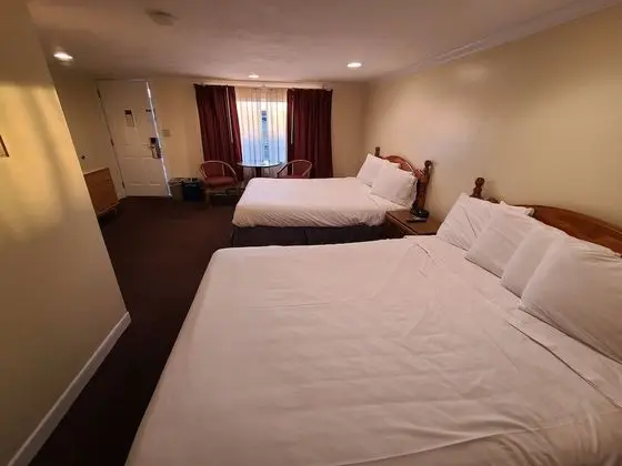 Standard Oda, 2 Büyük (Queen) Boy Yatak, Sigara İçilmez