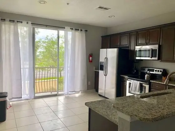 Ev (3 Bedrooms)