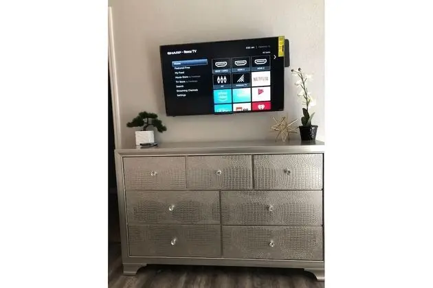 Ev (3 Bedrooms)