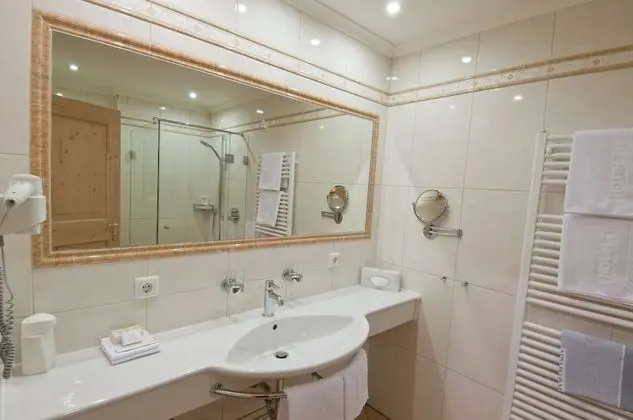 Classic Tek Büyük Yataklı Oda