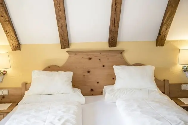 Junior Süit, Küvet, Dağ Manzaralı