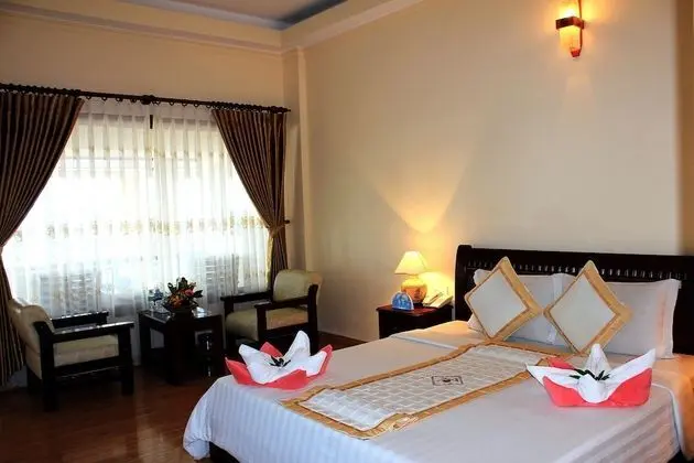 Deluxe Oda, Havuz Manzaralı (Hillside)