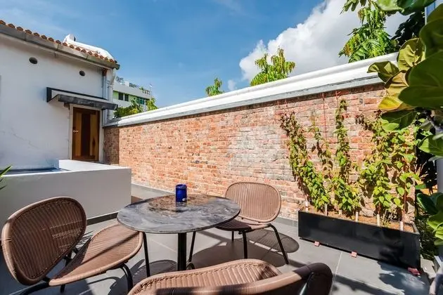 Courtyard Suite