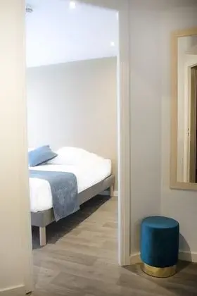 Standard Tek Büyük Yataklı Oda