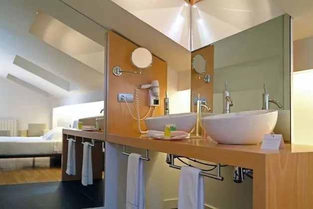 Süit, Sıcak Su Küveti (Duplex)
