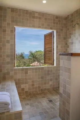 Vista King Suite