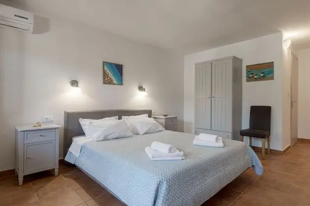 Villa, 4 Yatak Odası, Kişiye Özel Havuzlu